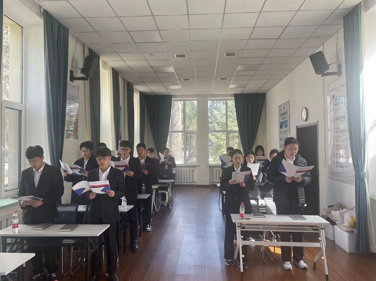 學習新知識，感悟新內涵——鞍勤集團、溫泉集團、公服集團新生培訓迎來階段性成果